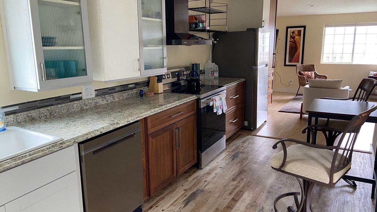 Agate Beach Apartment | Surfer's Getaway