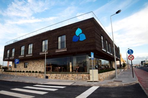Ferrel Hotel | Surfers Lodge Peniche