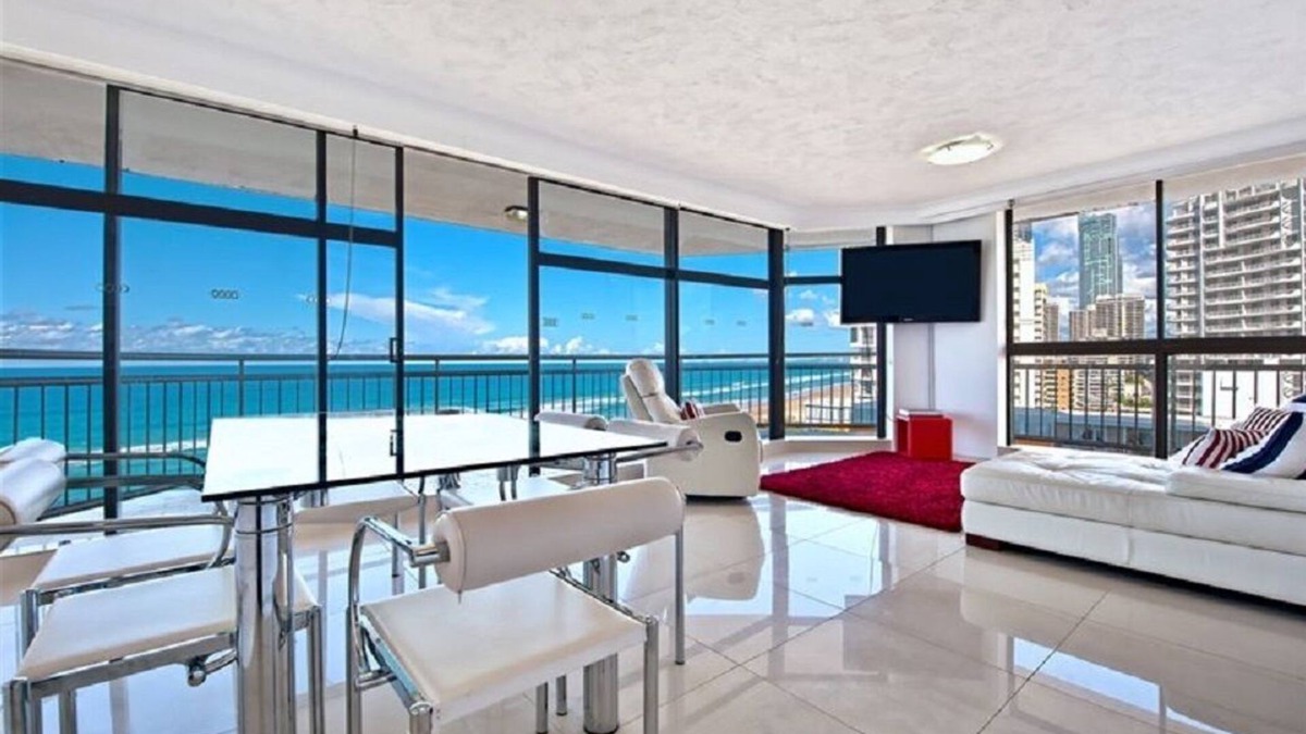 Gold Coast Apartment | Surfers Paradise Apartment With Amazing Views