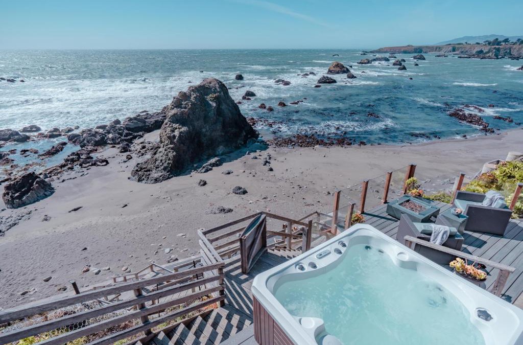 Sereno del Mar House | Surfscape Beach House, Private Beach & Ocean views