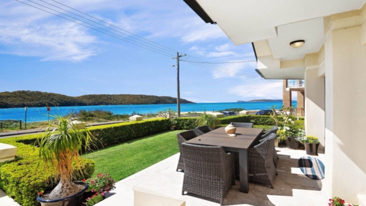 Ettalong Beach Apartment | SURFSIDE ETTALONG BEACH BEACHFRONT