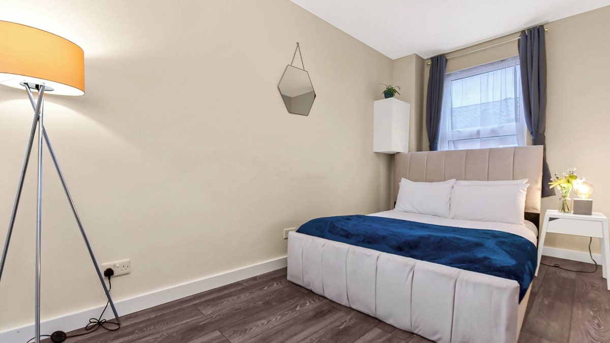 Evelyn Apartment | Surrey quays 2 Bed Flat Zone 2 Surrey Quays Free Parking