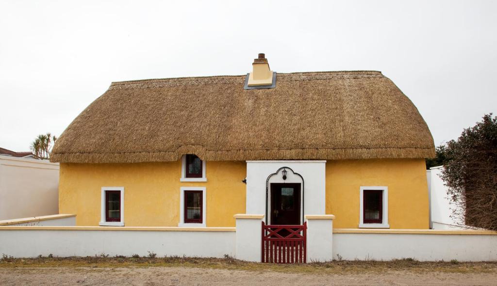 Broadway House | Sutton Cottage