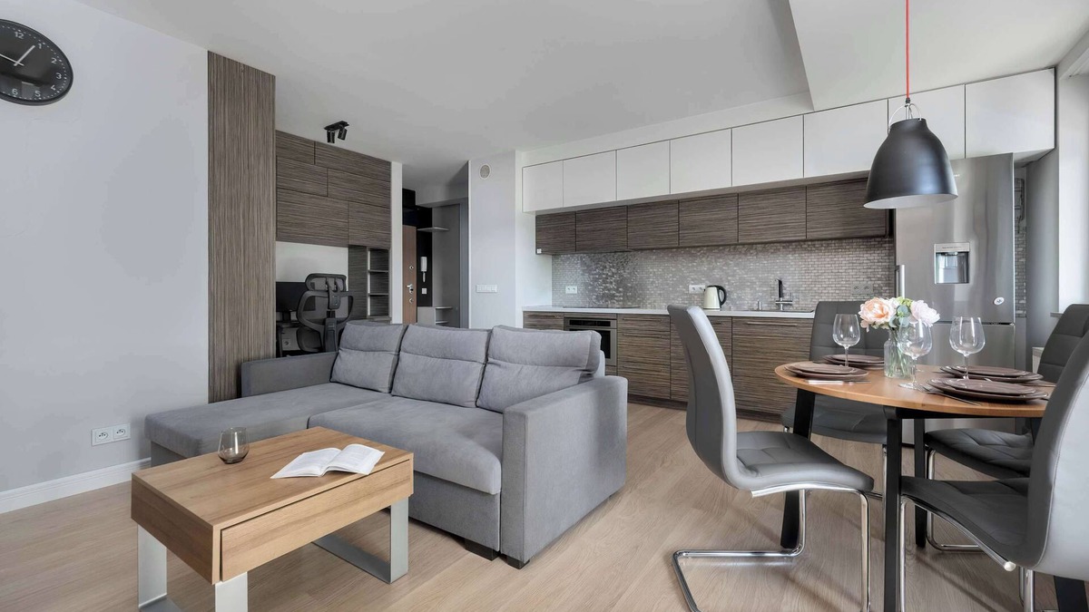 Fabryczna Apartment | Suwalska 32 | Wroclaw | Spacious Apartment | 2 Parking Spaces | Air Conditioning