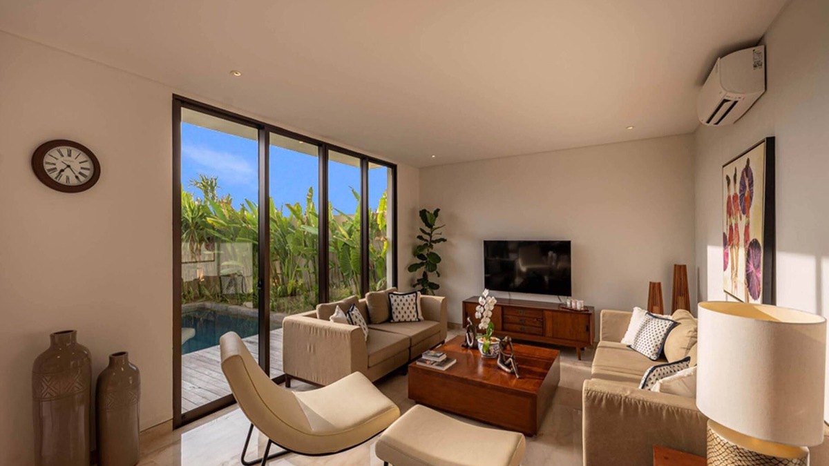 Ketewel Villa | Svarga 3 Bedrooms Brand New Stylish Villa With Private Pool & Private Study Room