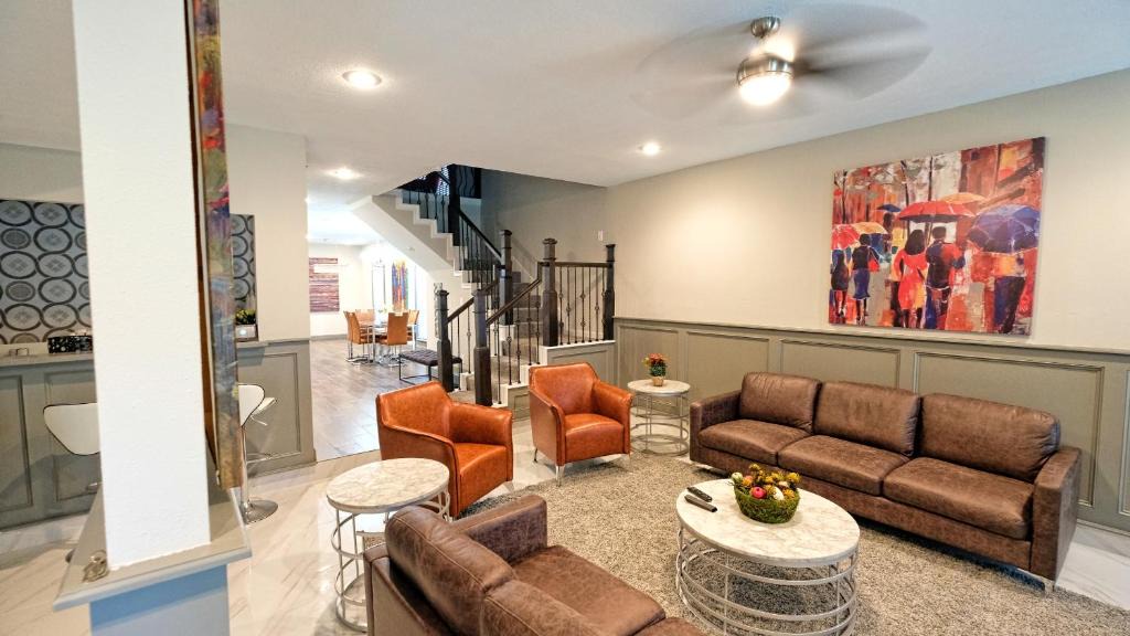 Greater Fondren Southwest Apartment | SW Houston, NRG, GRB, MM Park, Downtown, Galleria - Braes Forest