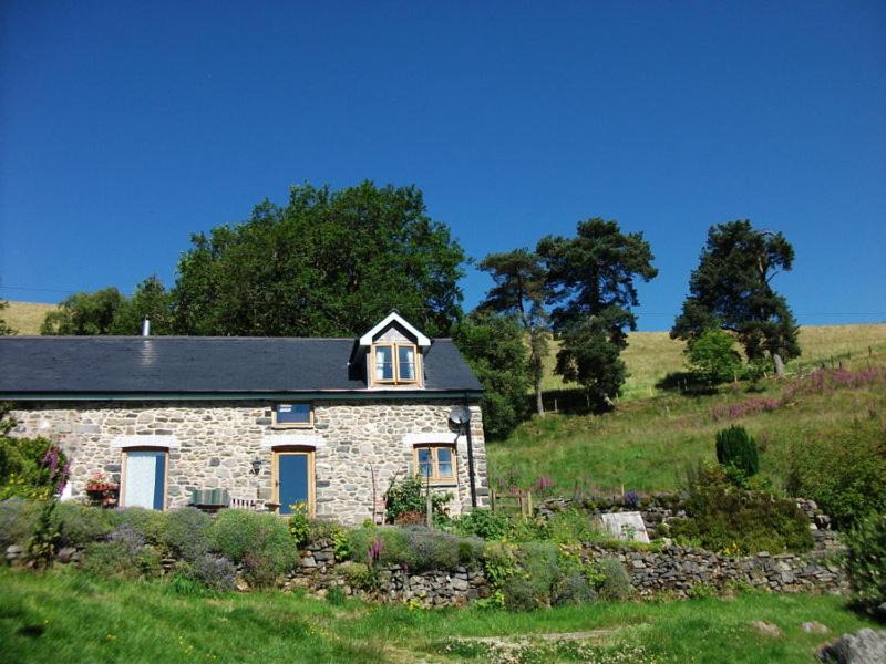 Llanwrtyd Wells House | Swallow Barn