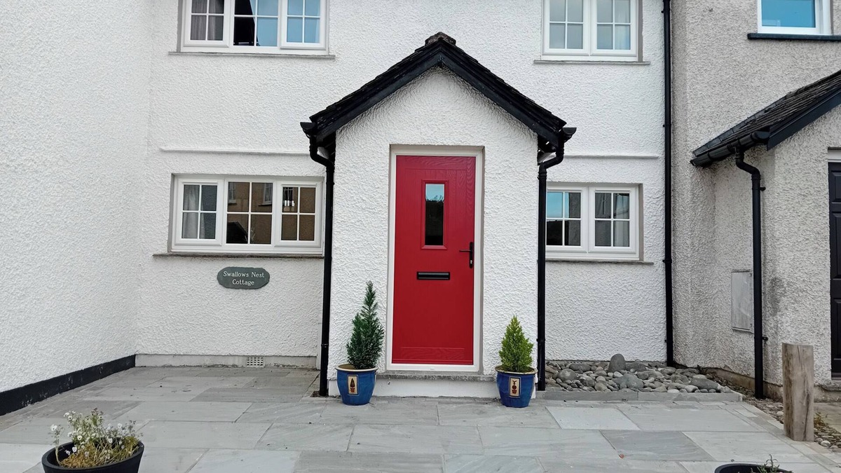 Hawkshead Cottage | SWALLOWS NEST COTTAGE, pet friendly, with a garden in Hawkshead