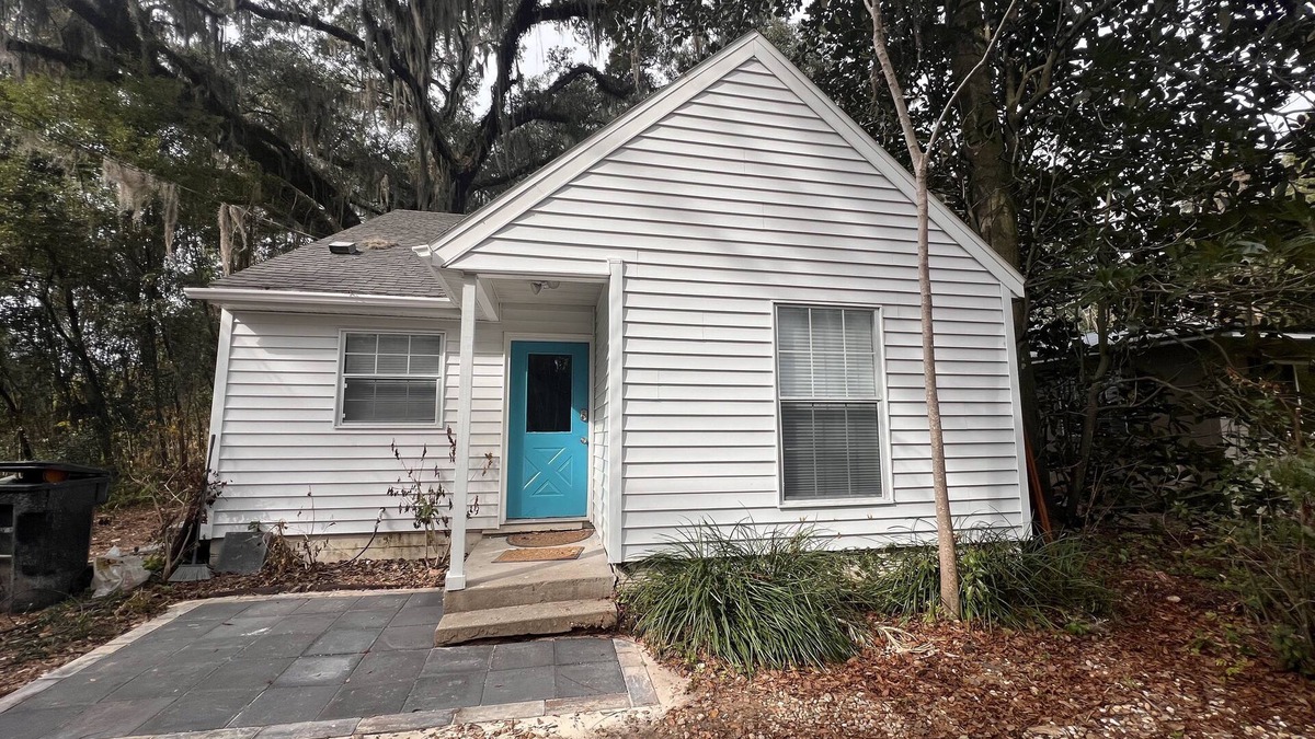 Gainesville House | Swamp Terrace-Walk to UF