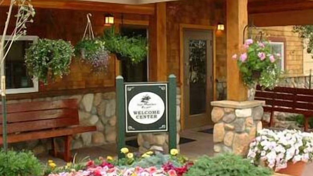 Summit Cove Apartment | Swan Mountain Resort