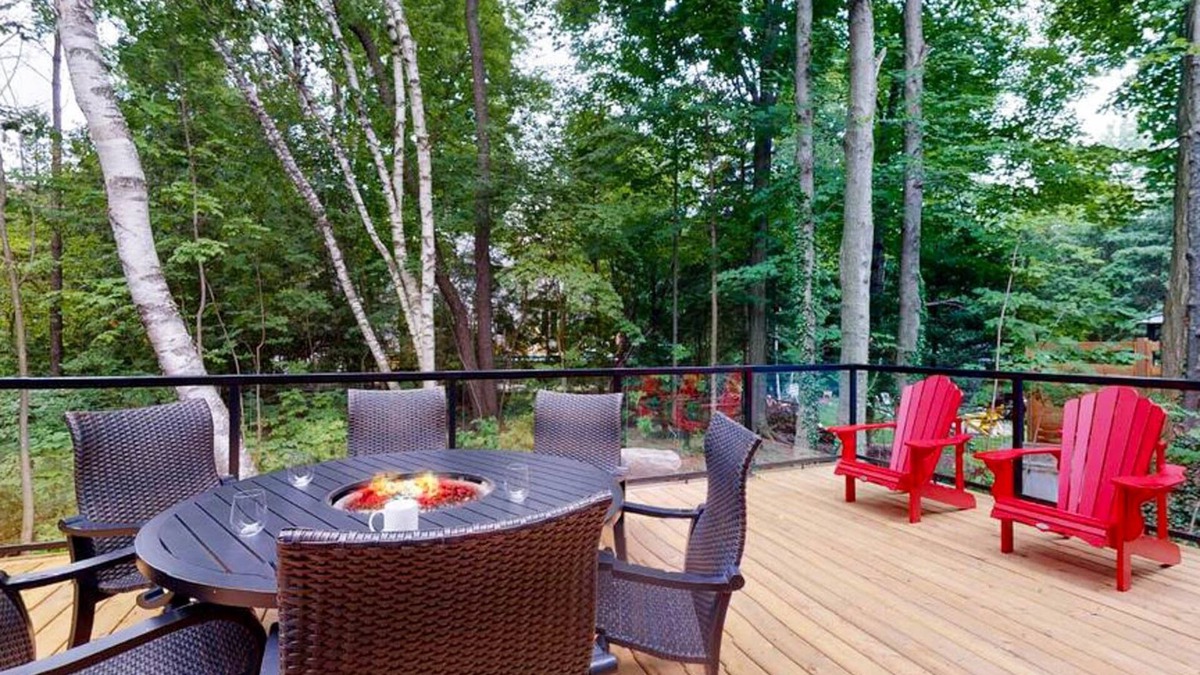 Bayfield Cottage | Sweater Weather & Sunset Skies: Pancho's Porch