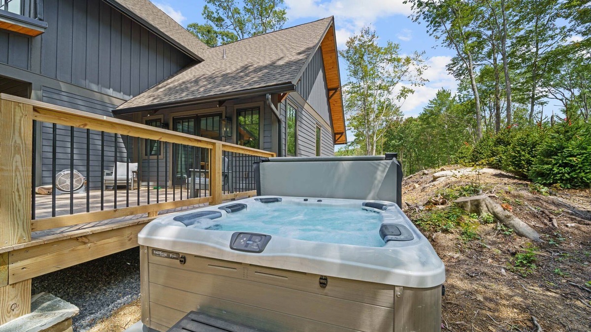 Banner Elk Cabin | Sweet Bearadise-Eagles Nest - dogs ok, outdoor fireplace