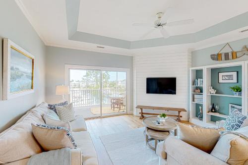 St. James Apartment | Sweet Coastal Condo