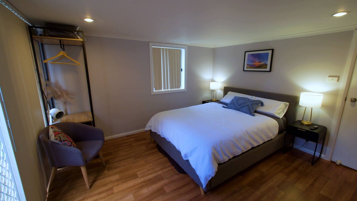 Port Macquarie Apartment | Sweet cosy one bedroom unit in Port Macquarie, 10 mins walk from Flynns Beach!