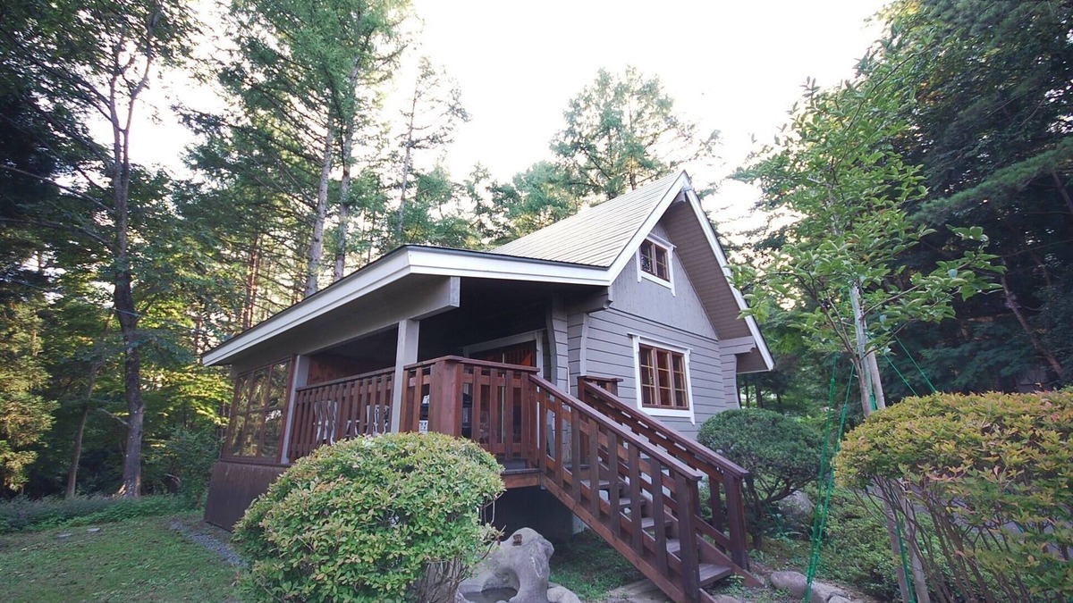 Inawashiro House | Sweet I Finland log and Canadian made/Yama-gu Fukushima