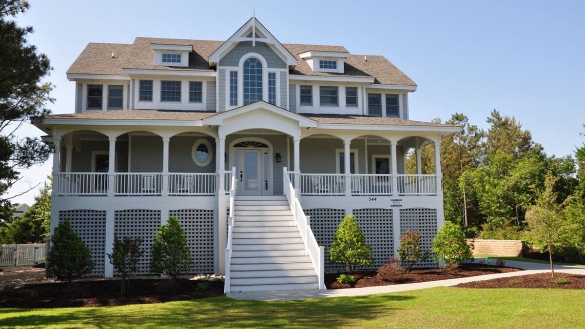 Corolla House | Sweet Retreat: Private Pool, Spa, Elevator