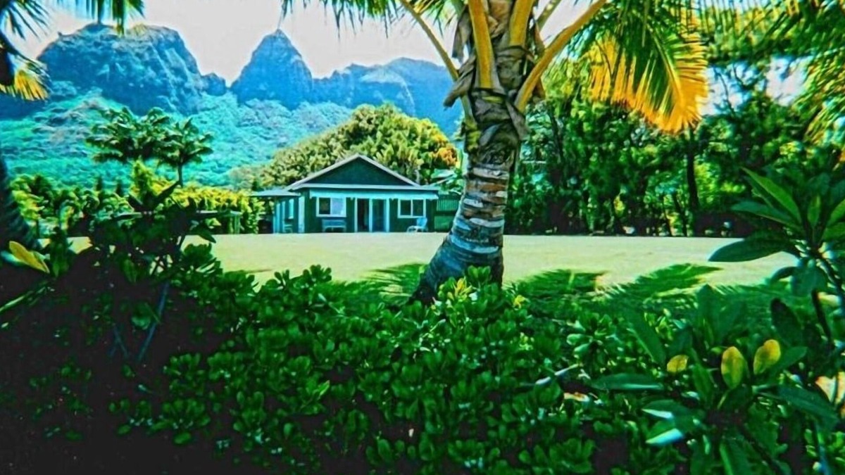 Anahola Cottage | Sweet Rustic Cottage ~ Ocean View ~ Short walk to beach