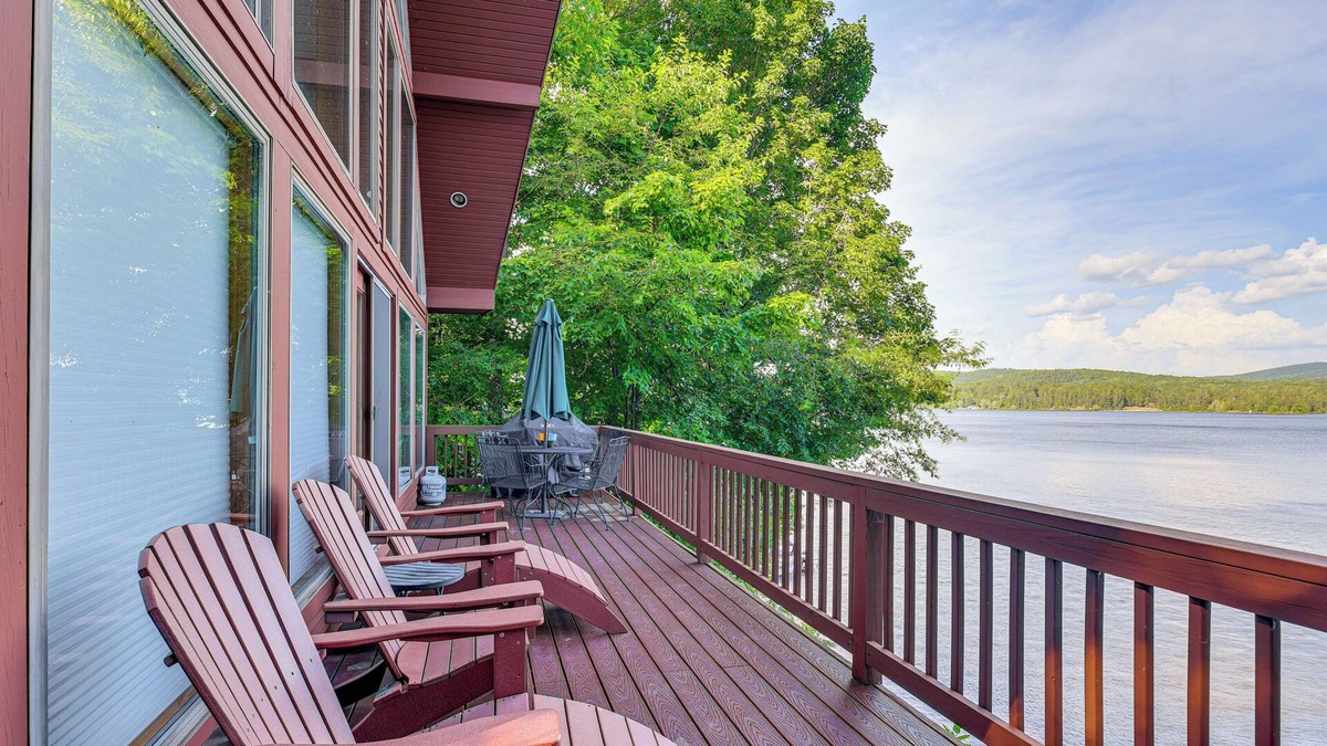 Schroon Lake House | 'Sweet Serenity' Schroon Lake Family Retreat!