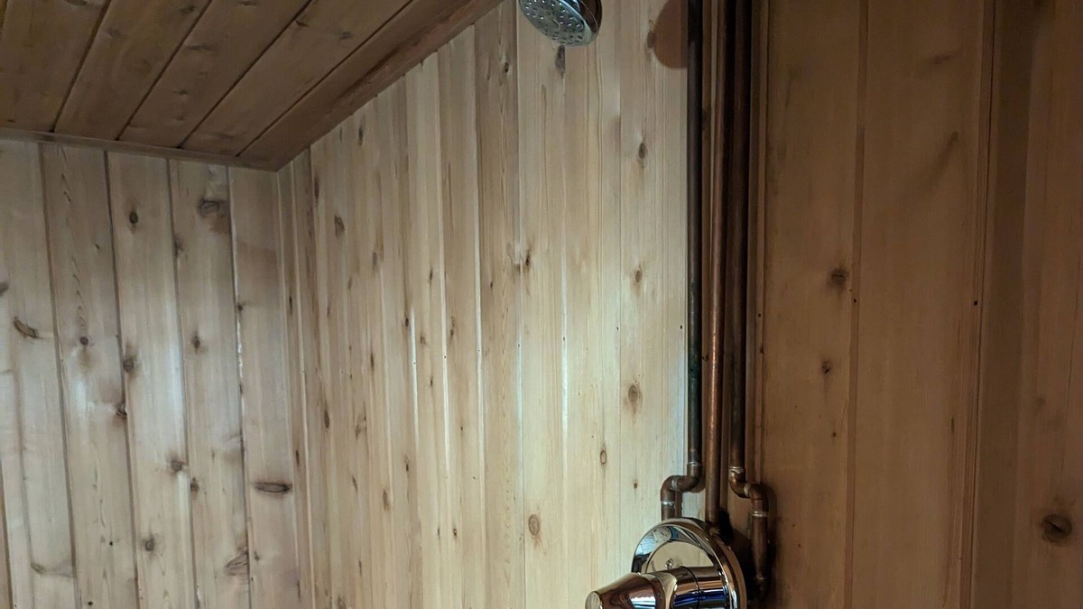 White Pine House | Sweet, Spacious Sauna Retreat