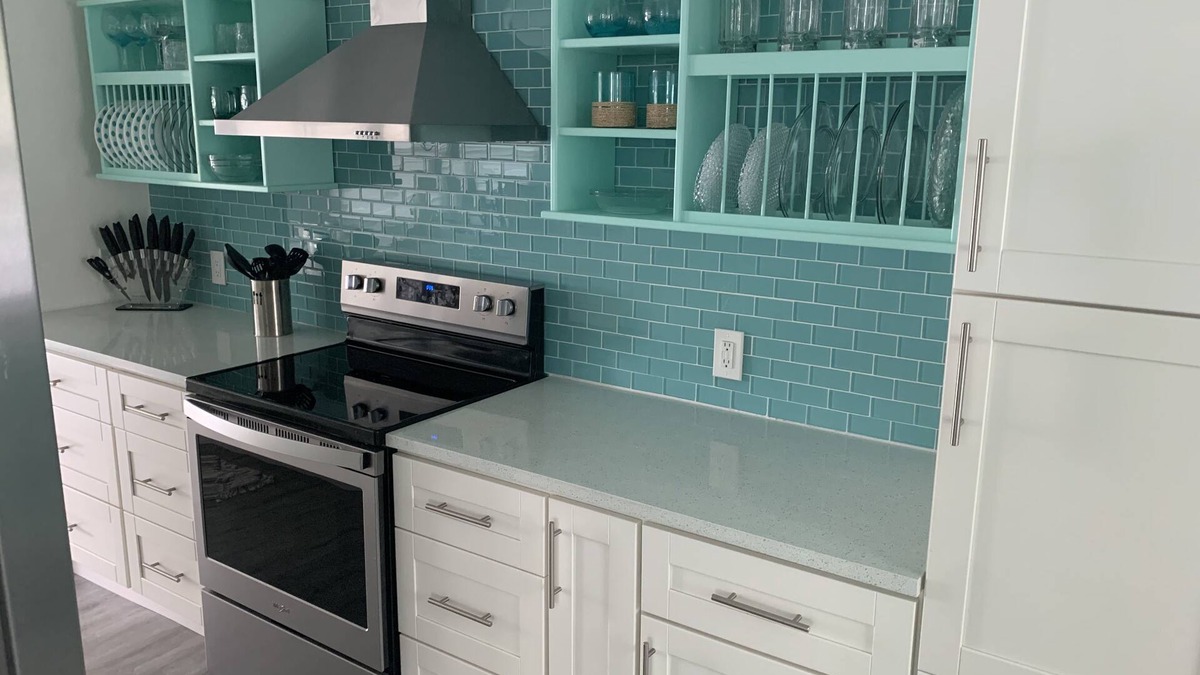 Jensen Beach House | “SWEETPEA’S PARADISE”- 2 Bedroom, 2 Bath, Key West Style Cottage, Perfect Locale