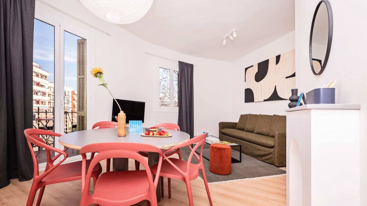 Hostafrancs Apartment | Sweett | Aragon Park Miro 203