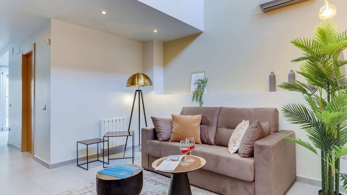 Hostafrancs Apartment | Sweett | Callao I - Three Bedroom Apartment, Sleeps 7