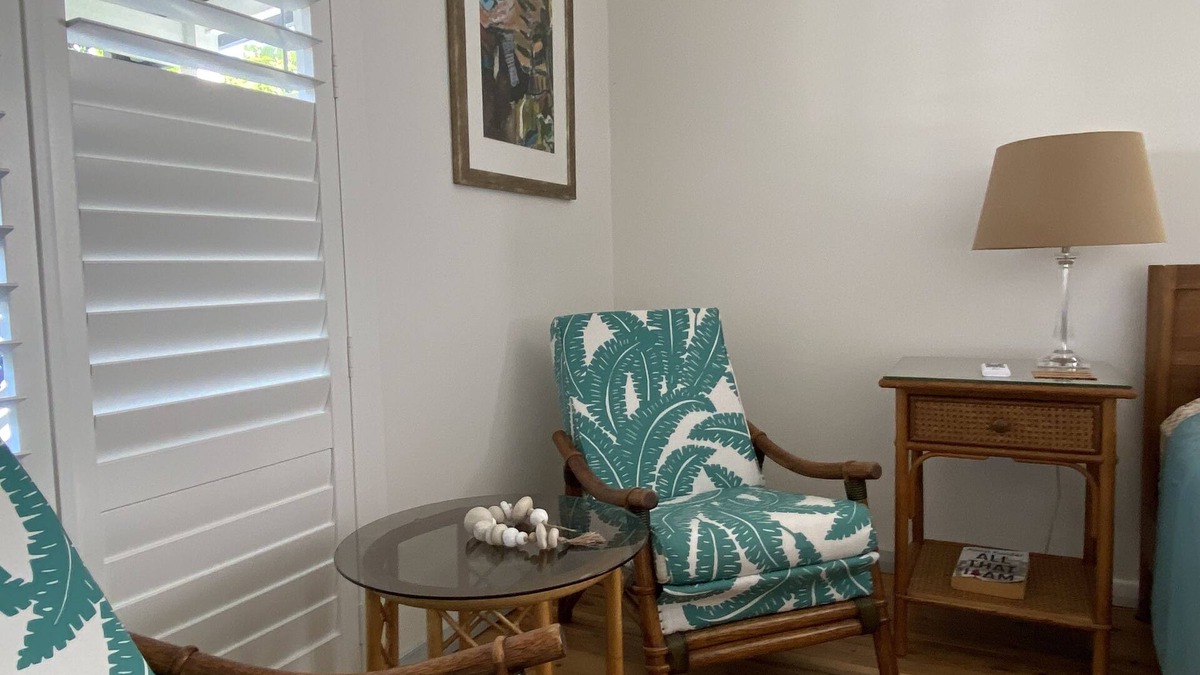 Shoal Bay Cottage | Swimmers Rest-Classic retro beach house at Shoal Bay, NSW
