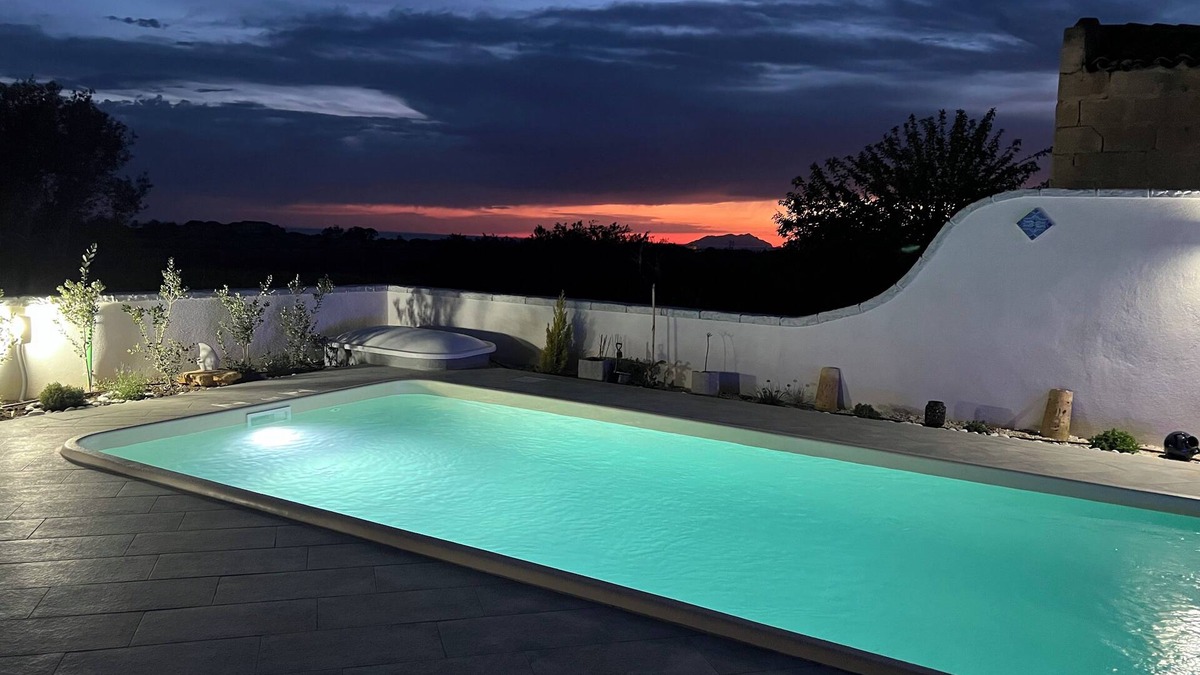 Parrinello Apartment | Swimming pool, kitesurfing.stay are adjacent.ideal for family vacation
