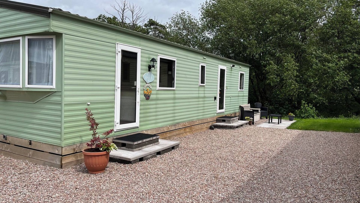 Westbrook Court Cottage | SYLVAN, family friendly, with a garden in Hay-On-Wye