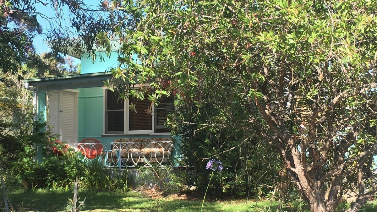 Cudmirrah House | Sylvias@cudmirrah 1950's Beach House