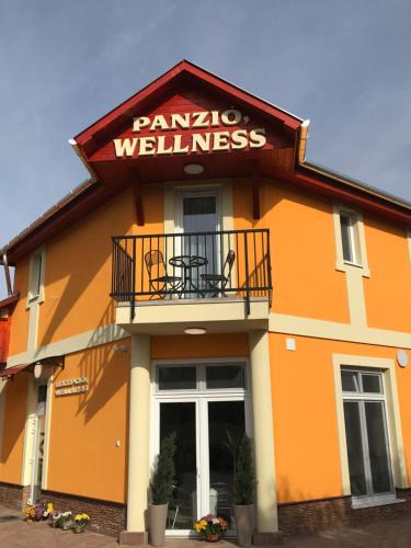 Kiszombor House | Tó- Party Panoráma Panzió & Wellness
