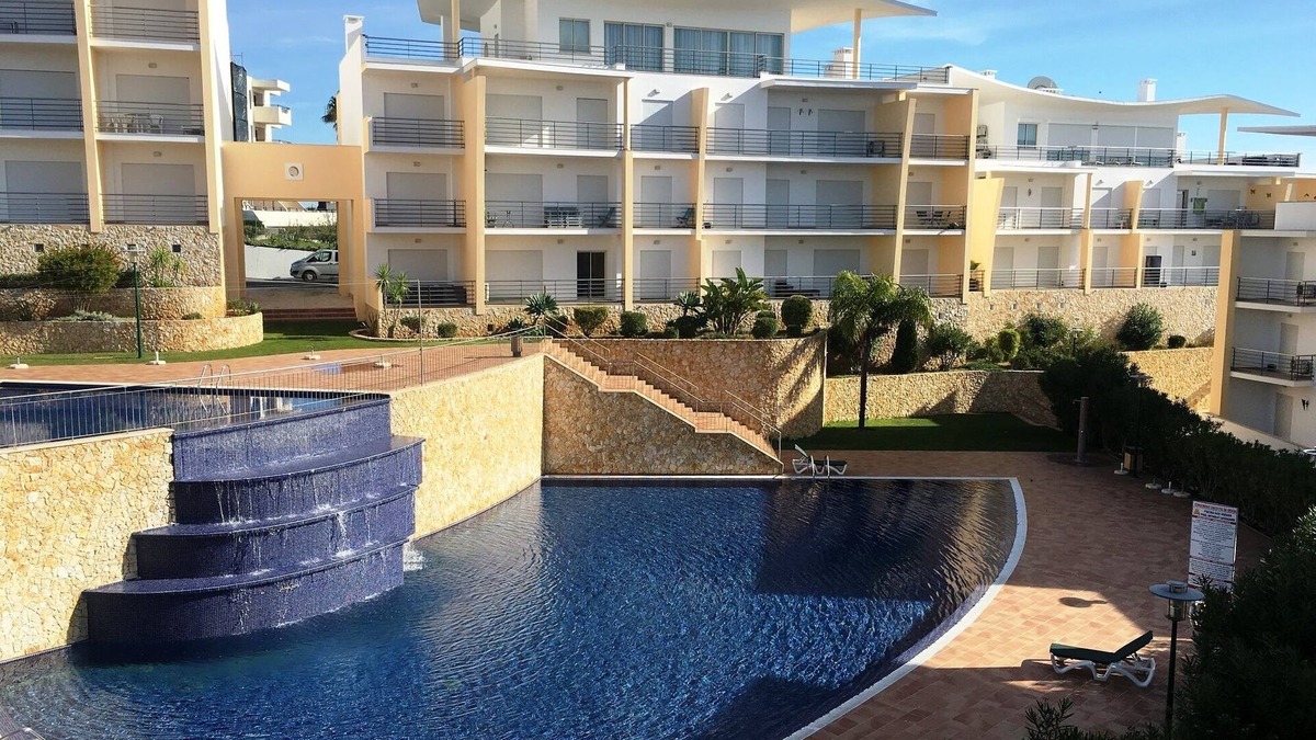 Albufeira Apartment | T1 +1 apartment, refurbished, beautiful view of the sea and harbor, wifi & a/c