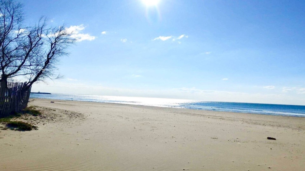 Palavas-les-Flots Condo | T2 apartment (47 m2) sea view, 2 steps from the beach