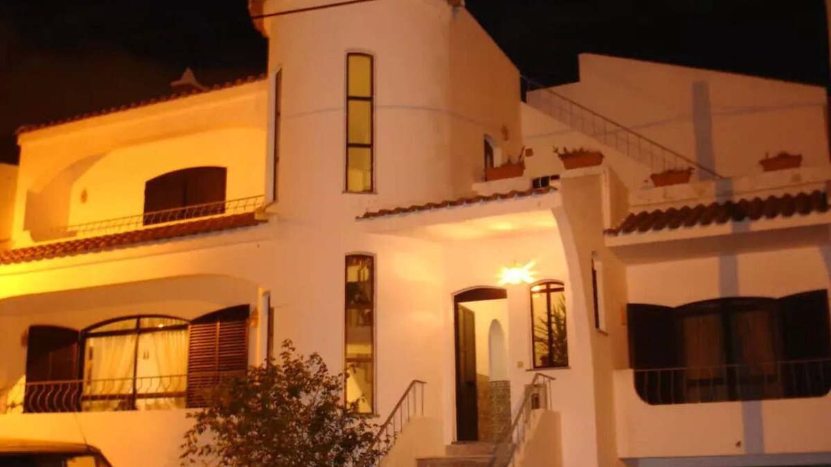 Alagoas Apartment | T2 Baixo Inserido Numa Vivenda em Portimão