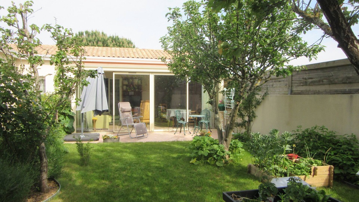 Lagord House | T2 Classé Gite de France Avec Terrasse sur Jardin Privatif
