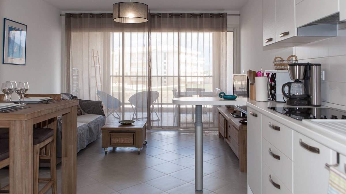 Calvi Apartment | T2 ideally located in Calvi, for 2 people, parking, Fiber, Linen