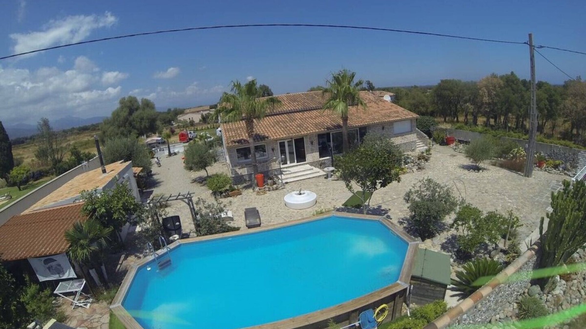 Ventiseri Apartment | T2 Paradisio house, private pool.