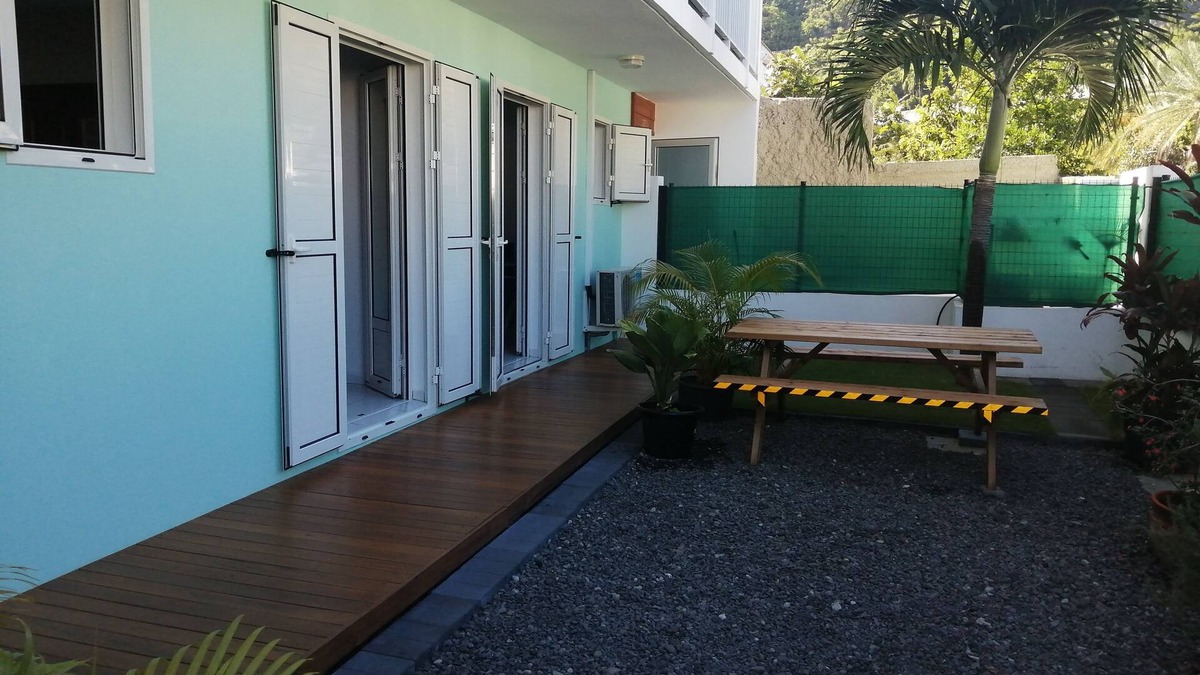 Saint-Paul Apartment | T2 Passiflore, 5min from beaches and shops