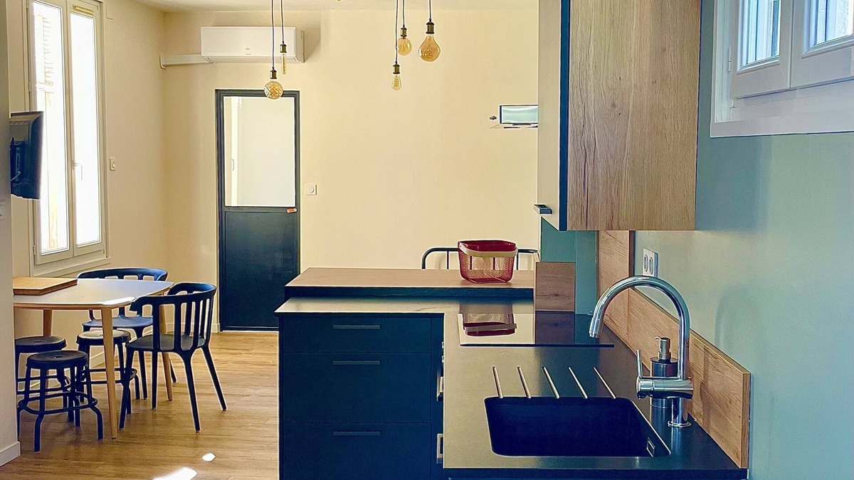 La Ciotat Apartment | T3 5min from the beaches and creeks, FREE secure parking !