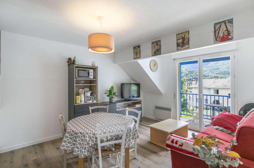 Esquieze-Sere Apartment | T3 calme, 6 pers, terrasse, tout équipé - FR-1-402-117