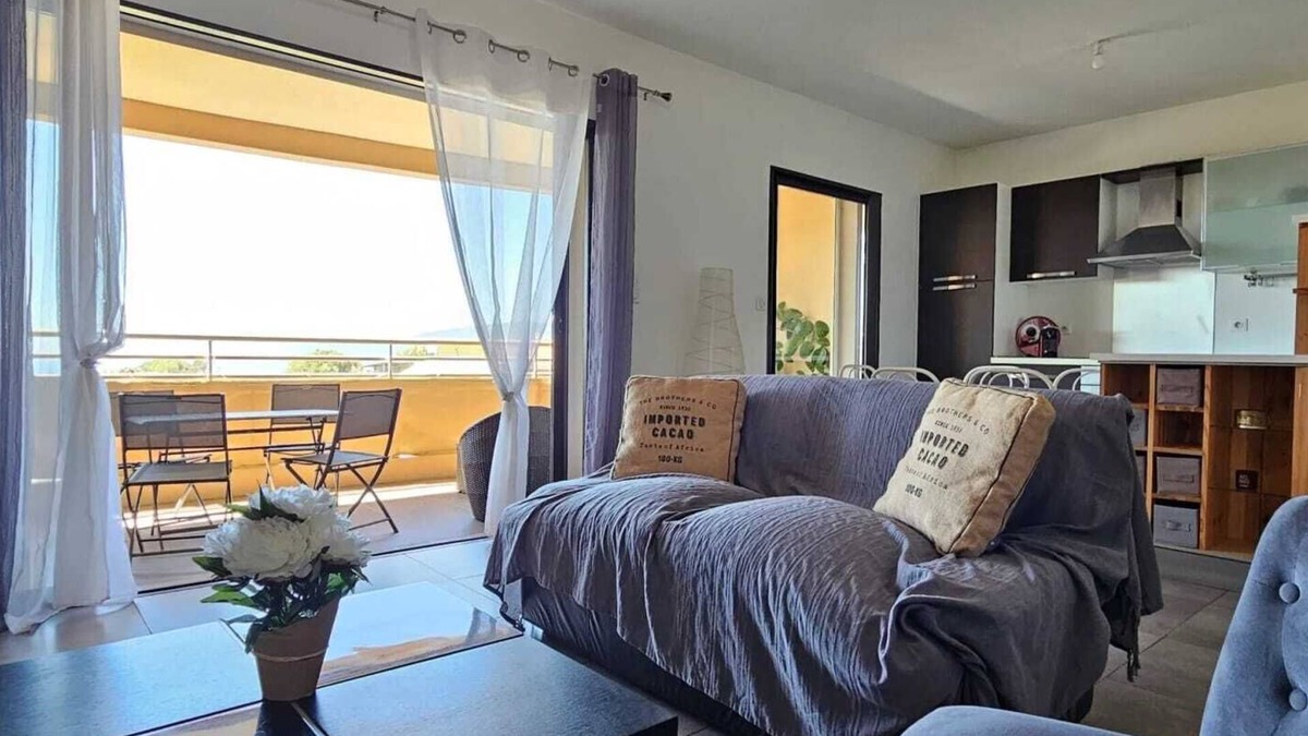 Viggianello Apartment | T3 Vigna Majo luxury apartment with breathtaking sea view