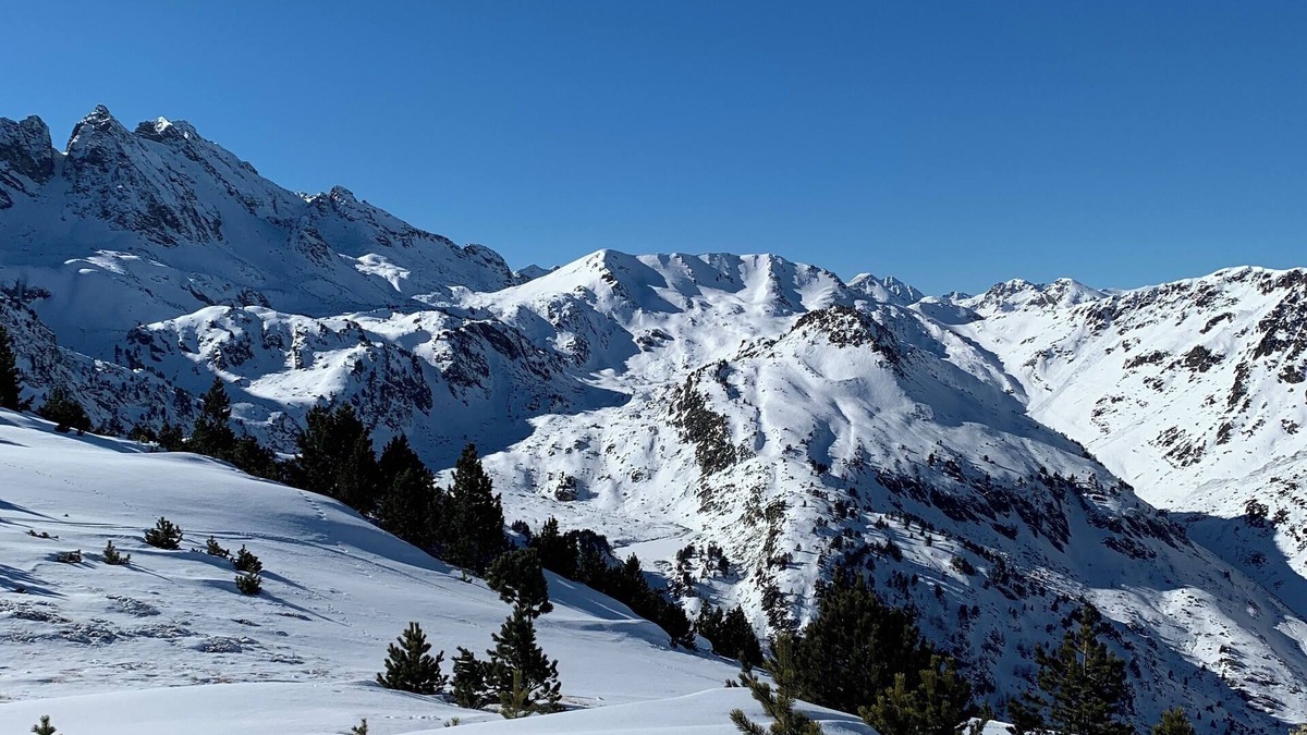 Savignac-les-Ormeaux Apartment | T4 Bonascre 8 persons at the foot of the slopes