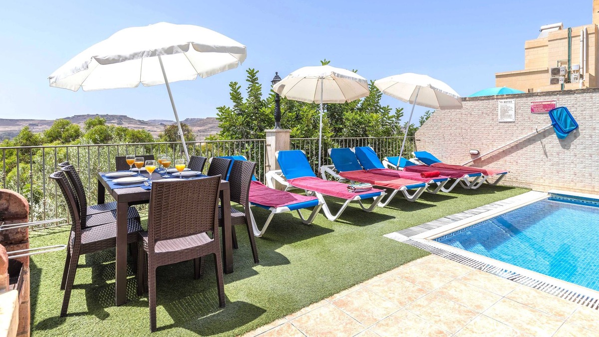 Marsalforn Villa | Ta Guljetta 4 bedroom Villa with private pool