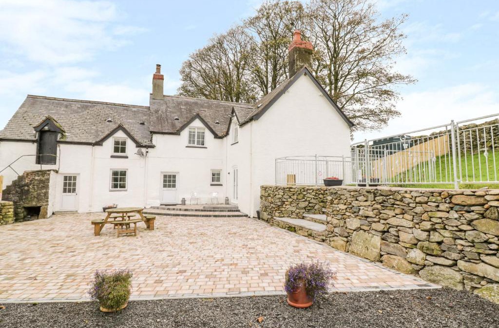 Corwen House | Tai Ucha