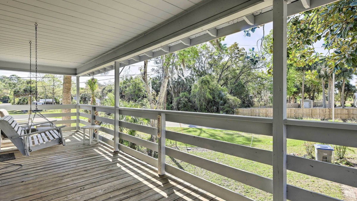 Steinhatchee House | ‘Tailing Tides’ Getaway w/Covered Boat Parking!
