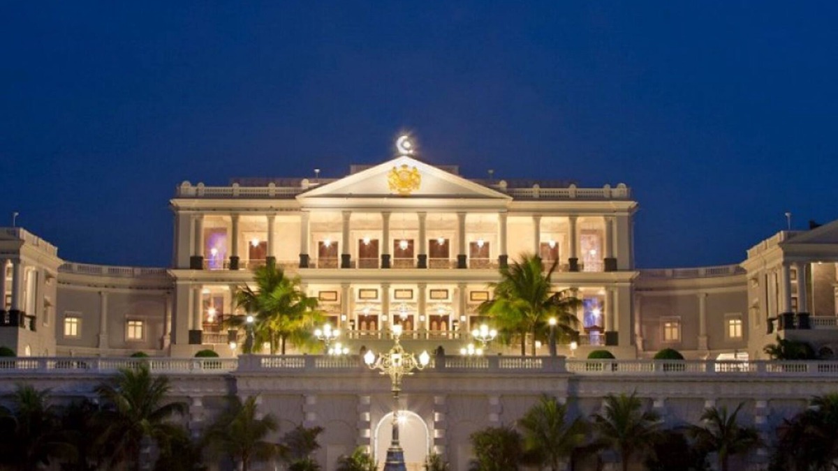 Falaknuma Hotel | Taj Falaknuma Palace