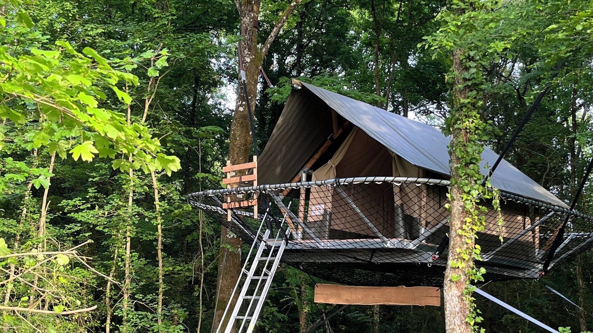 Princay Cabin | Take a breath. Feel it. Reconnect. Make nature your most beautiful room.