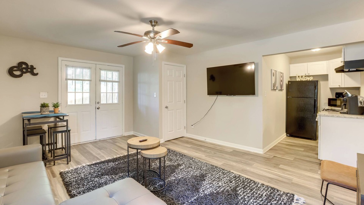 Talladega Apartment | Talladega Apartment ~ 14 Mi to Superspeedway!