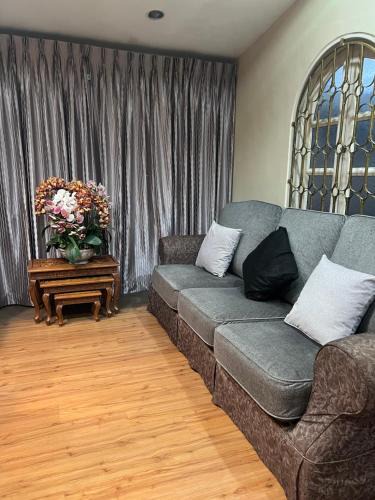 Taman Melati House | Taman Melati by shafa retreat