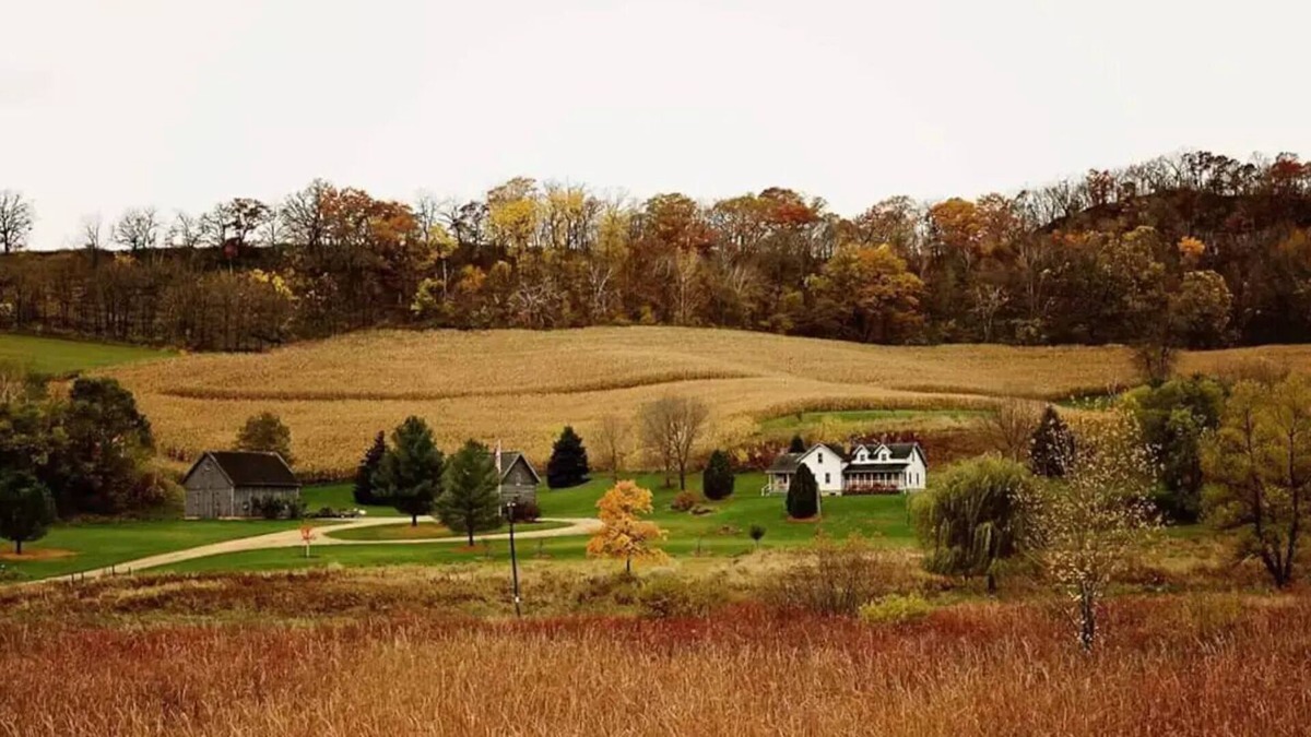 Arcadia House | Tamarack Point Homestead